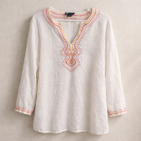 Carole Little Tops - Carole Little 1X White Linen Embroidered Tunic Top Boho Side Slits